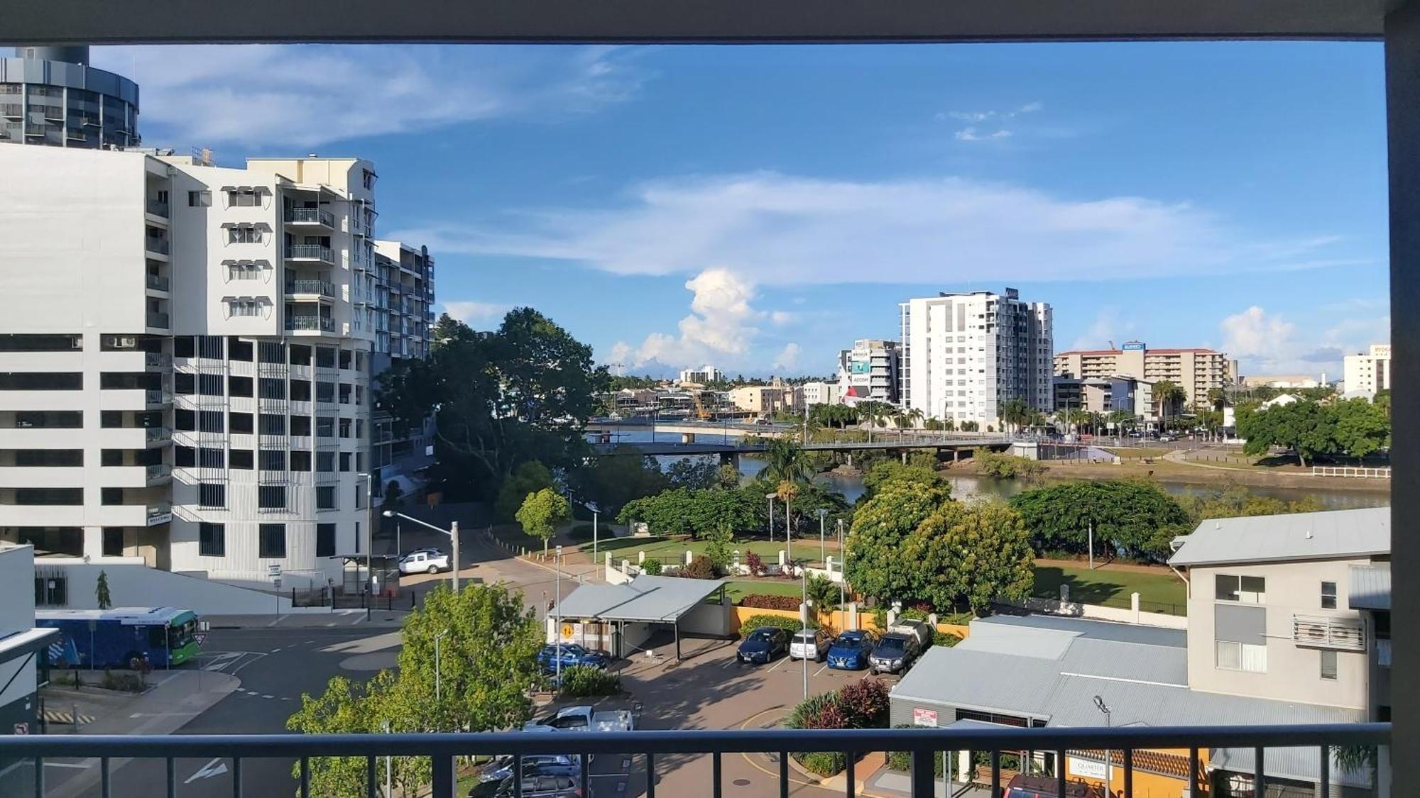 City Love Affair On Stanley Townsville Exteriör bild